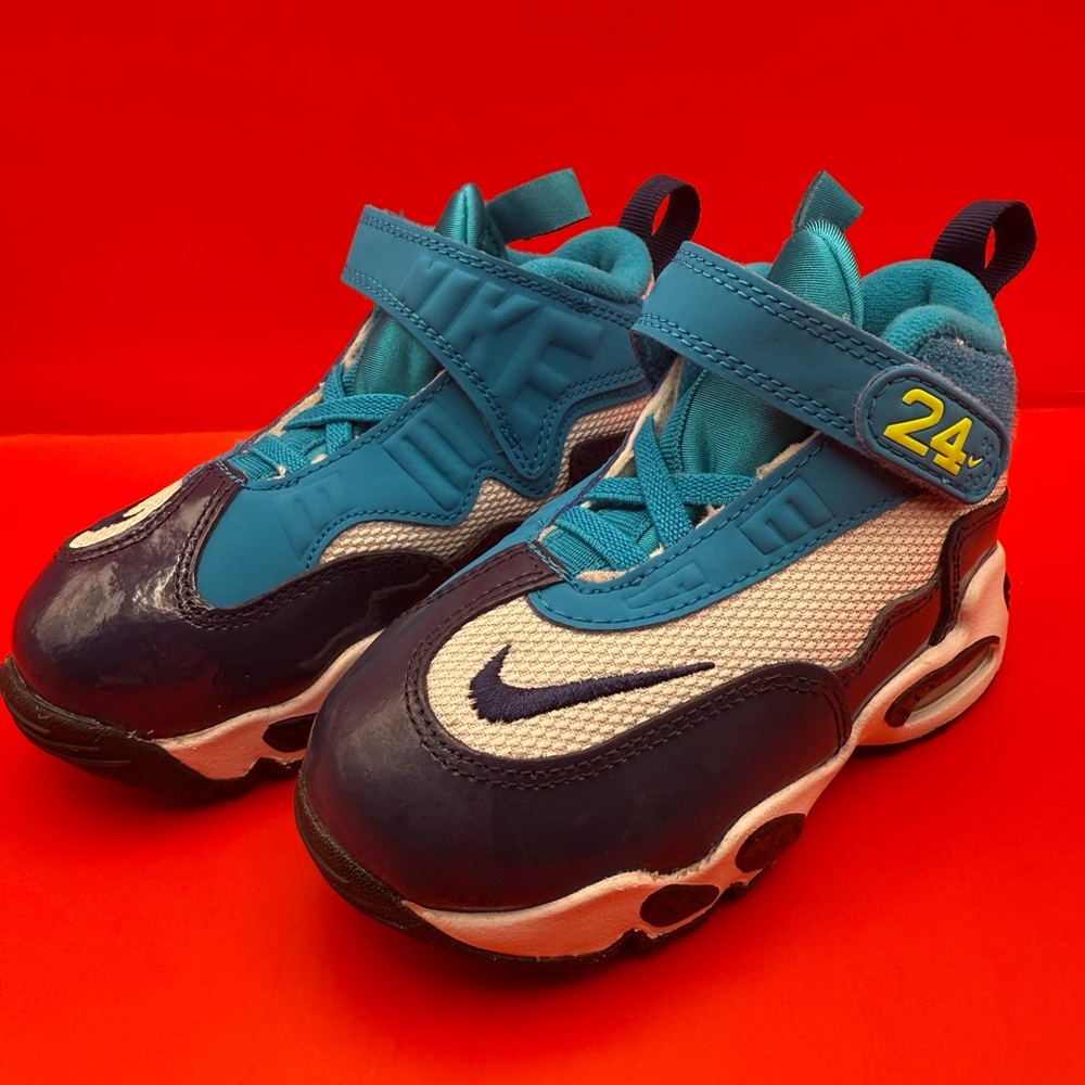 Nike Air Griffey-Style 24 TD Max Kids Teal and Navy Sneakers size 8C